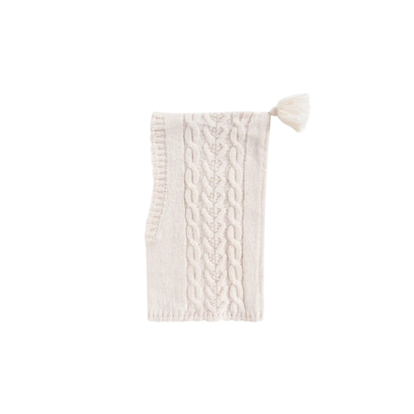 La face avant de la cagoule Aliouki couleur Cream de la marque Louise Misha