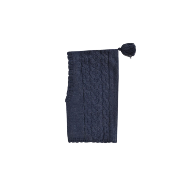 La face avant de la cagoule Aliouki couleur Marine de la marque Louise Misha