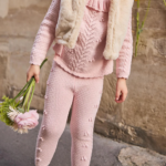 Le legging Molda de la marque Louise Misha porté par un enfant